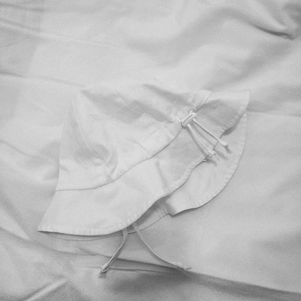 4for20!! White baby sunhat